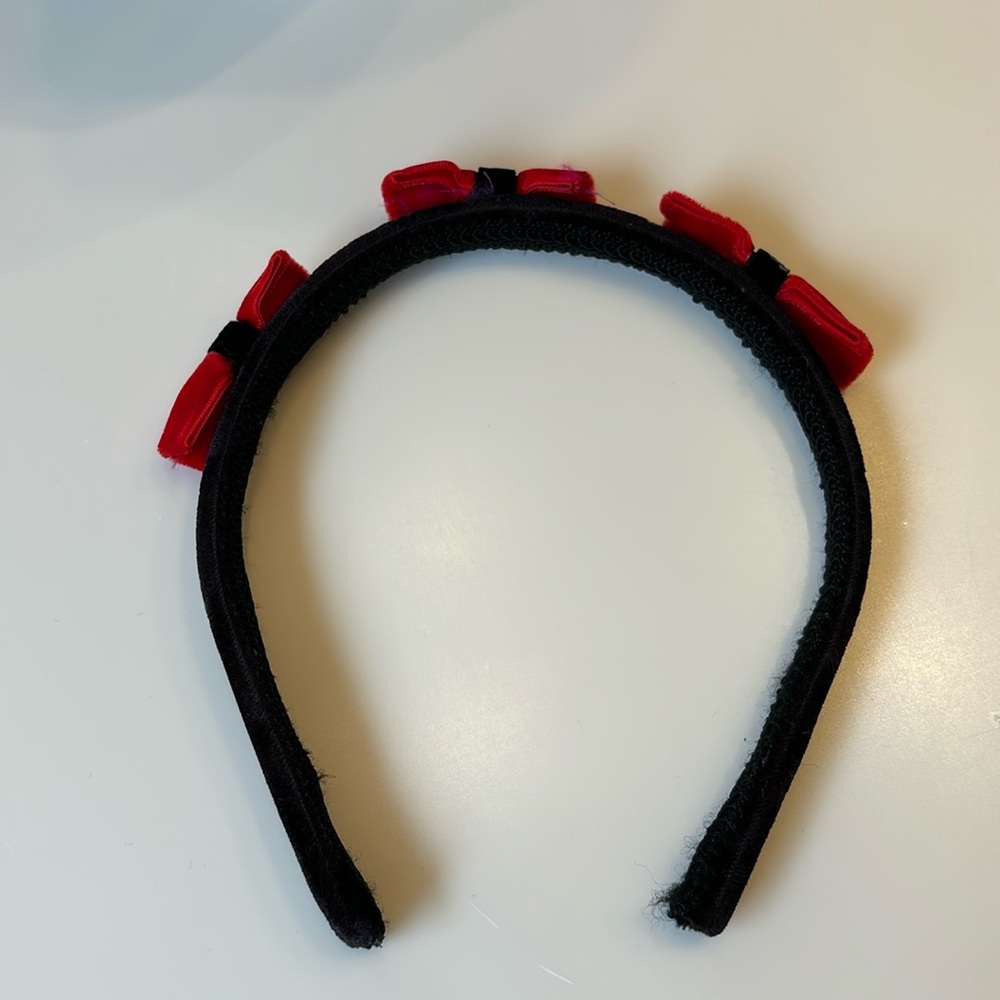 Black Velvet 3 Dimensional Headband with 3 Red Velvet Bows 1/2” wide - Picture 7 of 9